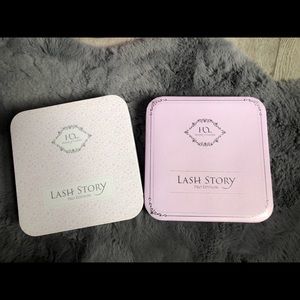 House of lashes pro edition lash book.